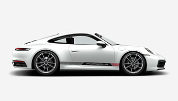 Nápis Porsche na bok auta